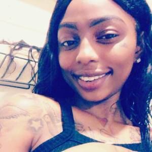 Meet your Posher, Danee